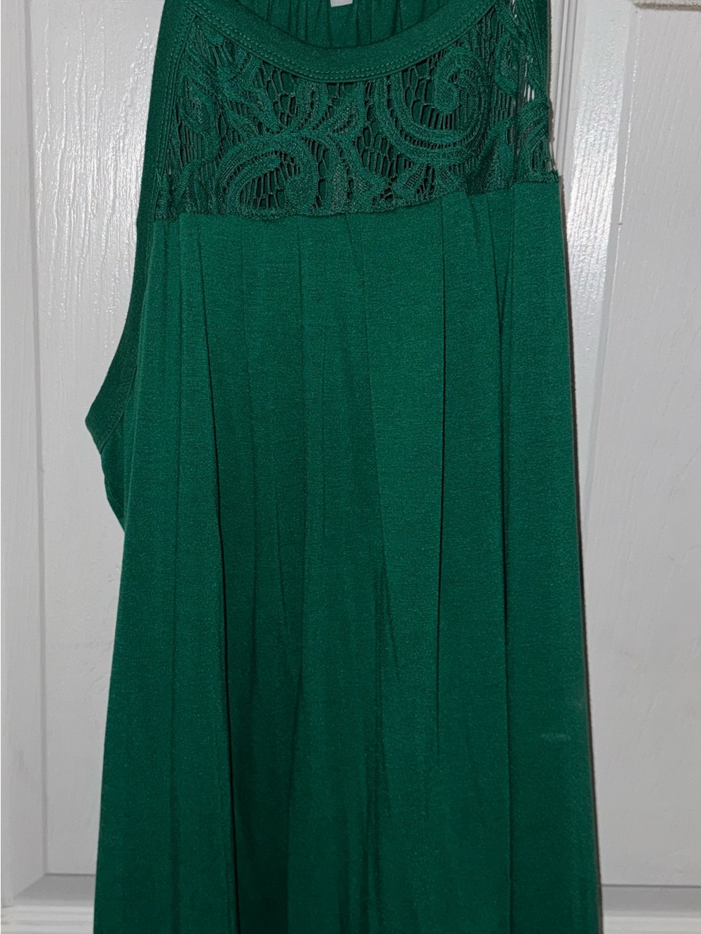 Women's Green Lace Yoke sleeveless tank